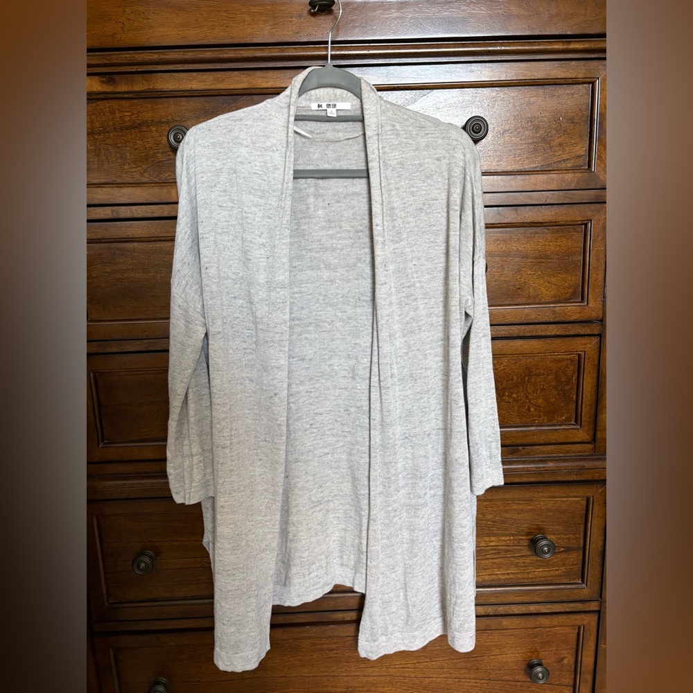 Uniqlo Light Gray Open Front Cardigan with side cuts